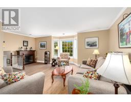 20 Sparrow Drive thumbnail 8