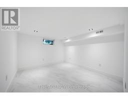 193 Beechwood Crescent, Newmarket, ON L3Y1W2 Photo 34