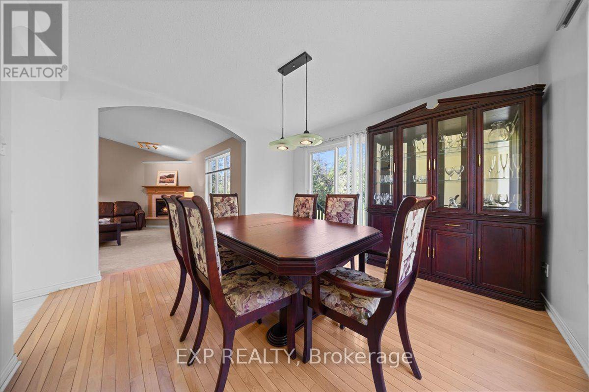 113 GREY FOX DRIVE - 13