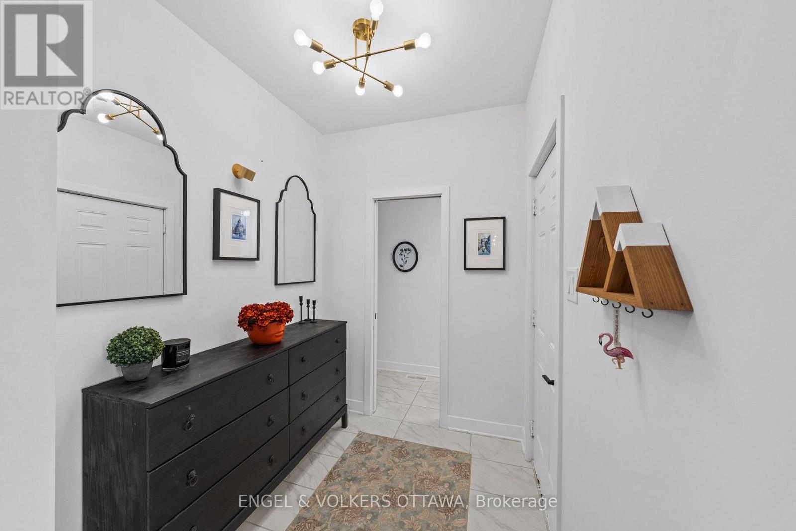 4 Bed, 3 Bath House for Sale in Ottawa – 167 LONGWORTH AVENUE, Ottawa – MLS# X13682204 - Image 8