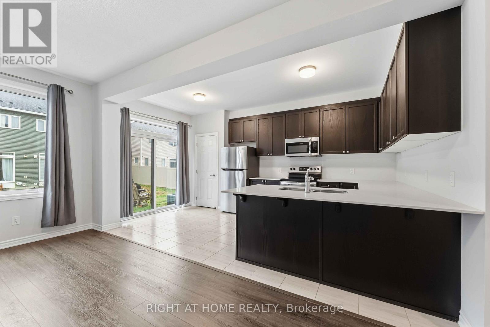 3 Bed, 3 Bath House for Sale in Ottawa – 709 DERREEN AVENUE, Ottawa – MLS# X13682258 - Image 8
