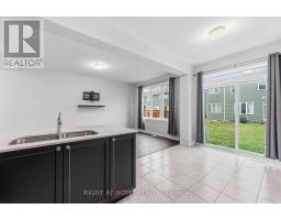 709 Derreen Avenue, Ottawa, ON K2S2Z2 Photo 13