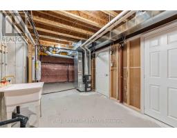 709 Derreen Avenue, Ottawa, ON K2S2Z2 Photo 35