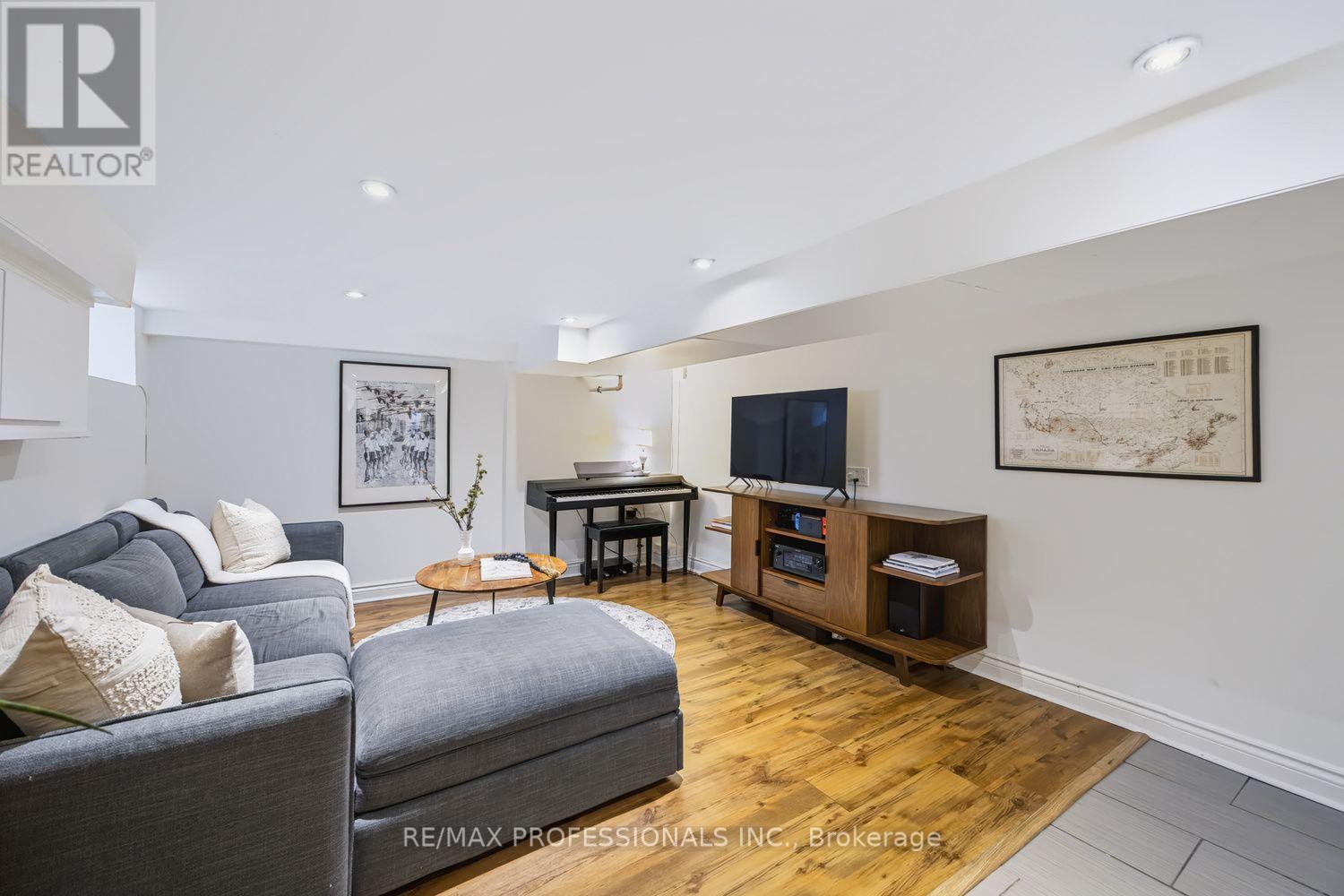 3 BLAKLEY AVENUE - Image 27