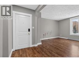 319 Lutz Street, photo 18