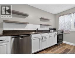 319 Lutz Street, photo 2