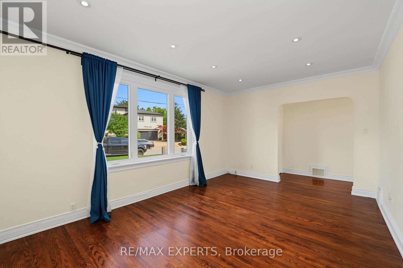 8 PALAMAR ROAD - 13