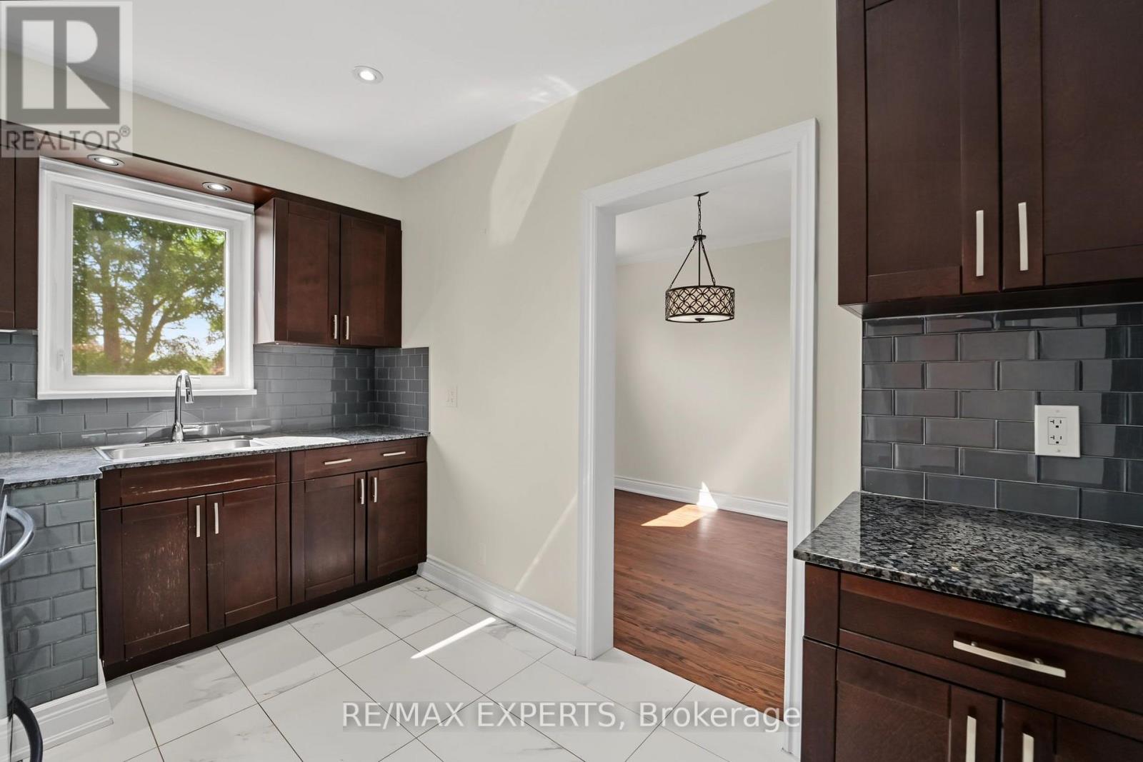 8 PALAMAR ROAD - 21