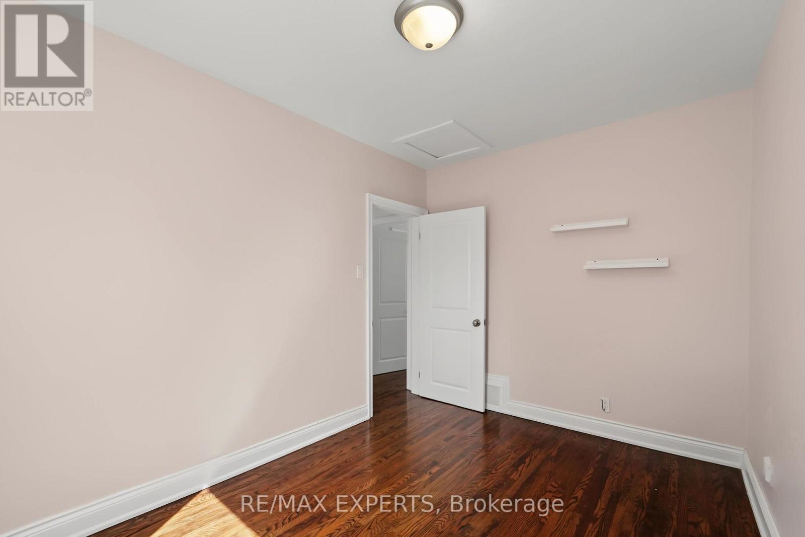 8 PALAMAR ROAD - 27