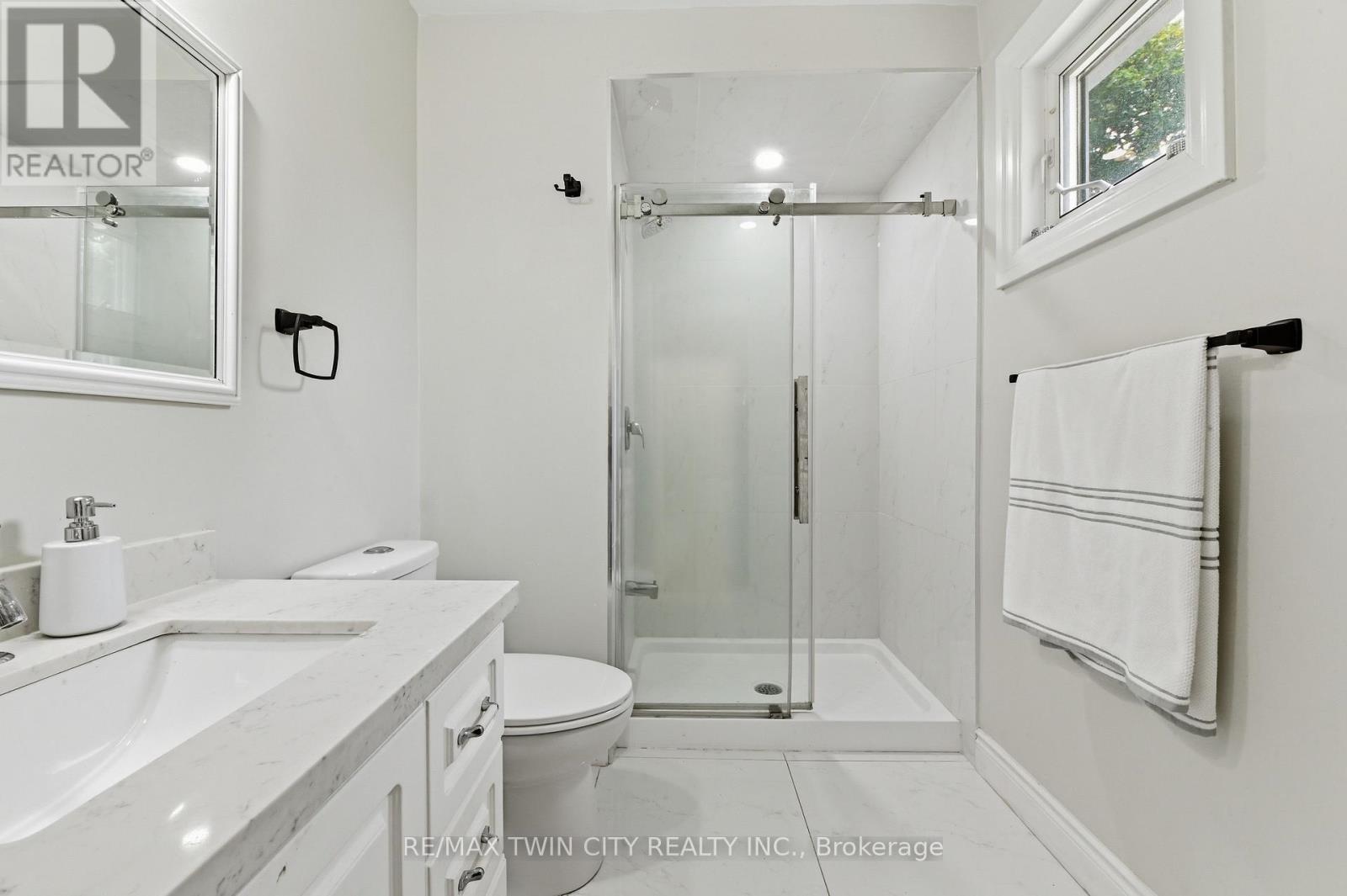 512 HAWTHORNE CRESCENT - Image 27
