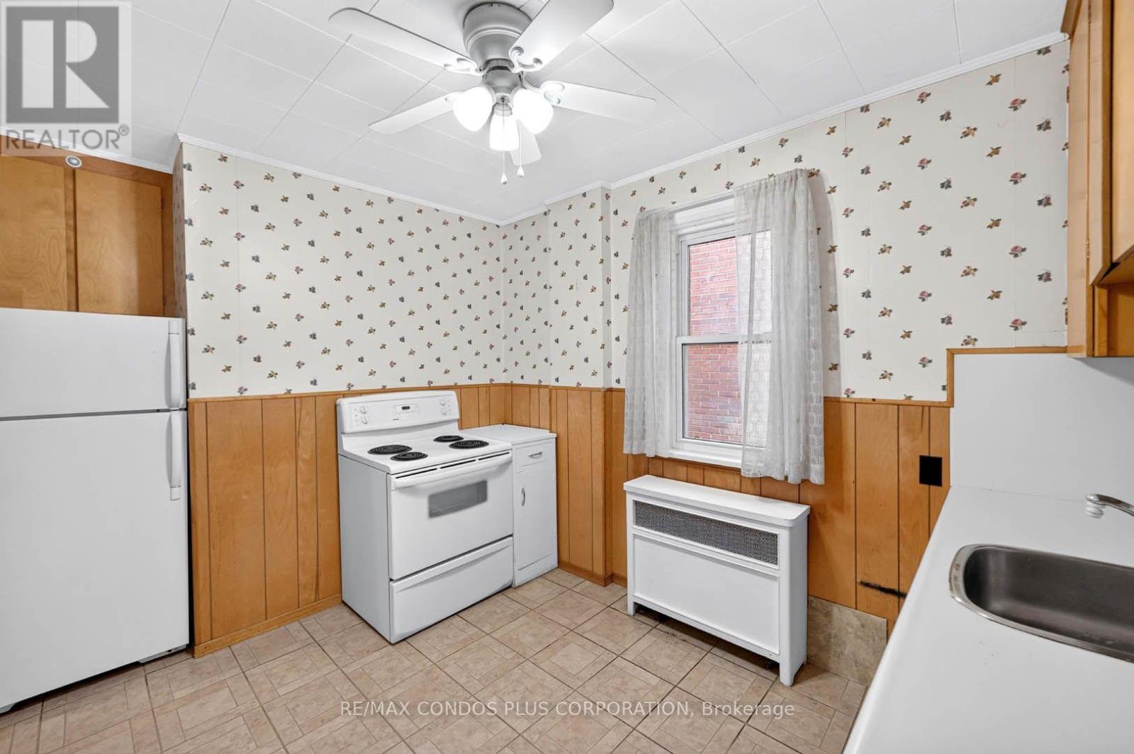 77 FIFTH STREET E - 13