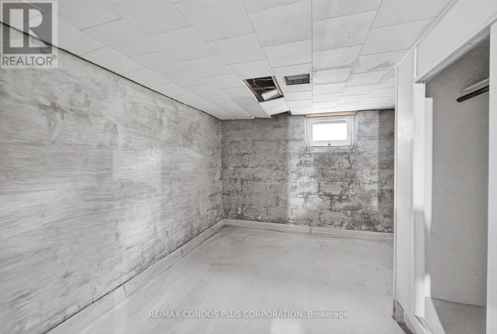 77 FIFTH STREET E - Image 26