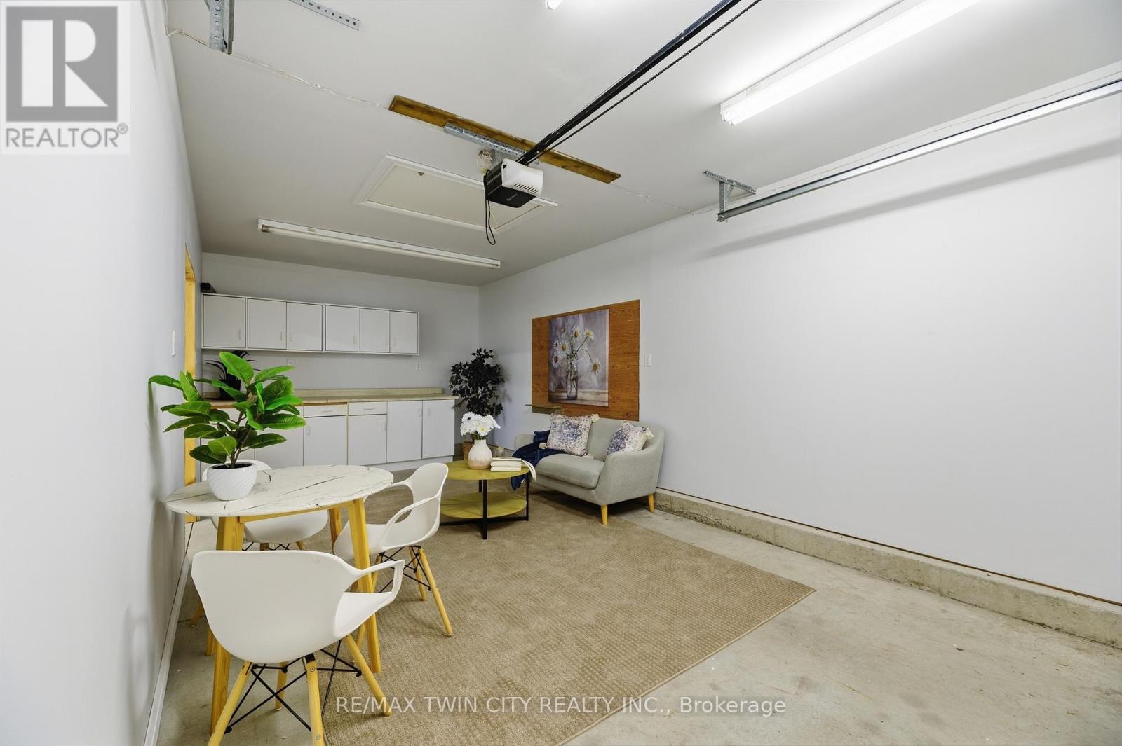59 SALISBURY AVENUE - 25