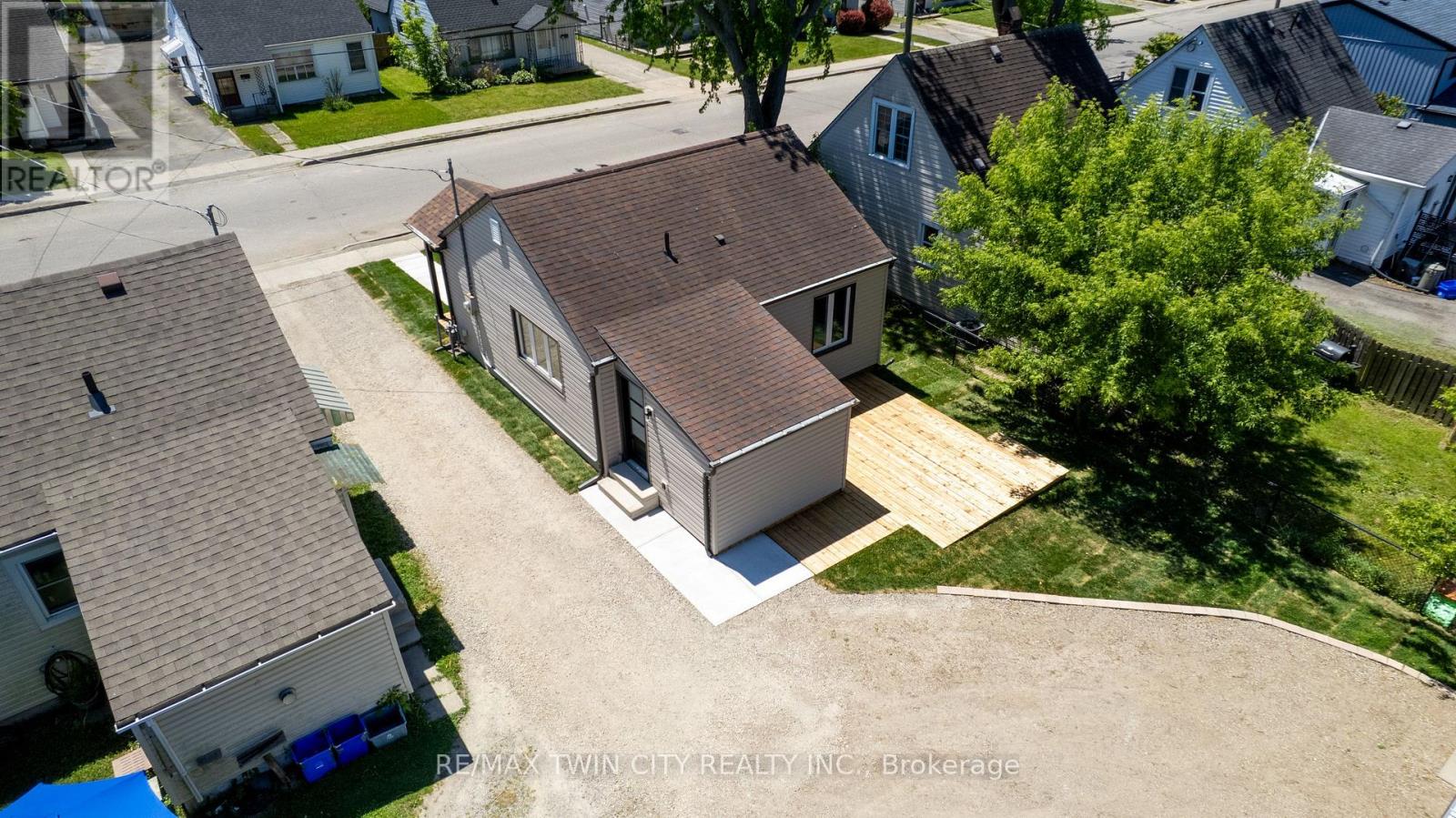 59 SALISBURY AVENUE - 28