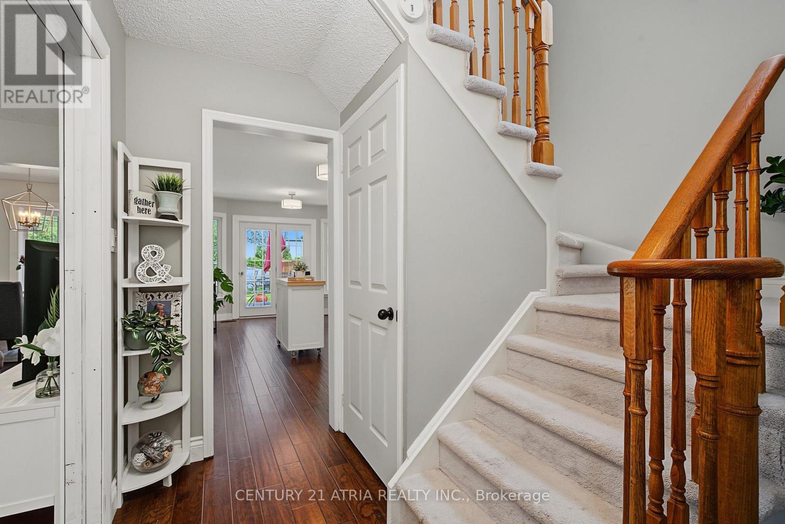 6 BURNHAM BOULEVARD - Image 17