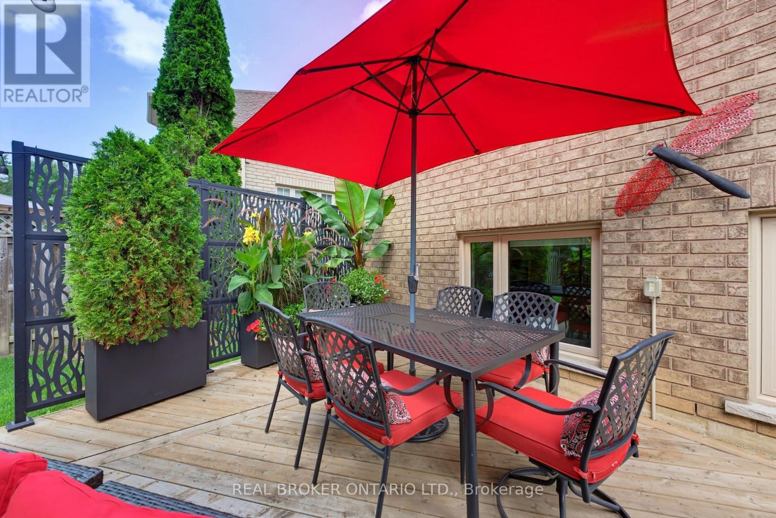 64 CARMICHAEL CRESCENT - Image 33