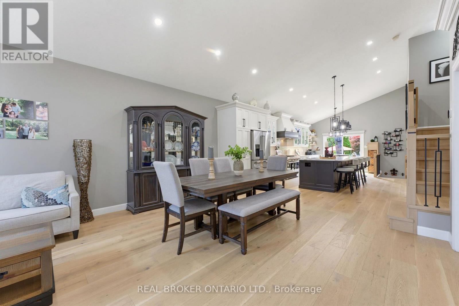 64 CARMICHAEL CRESCENT - Image 5
