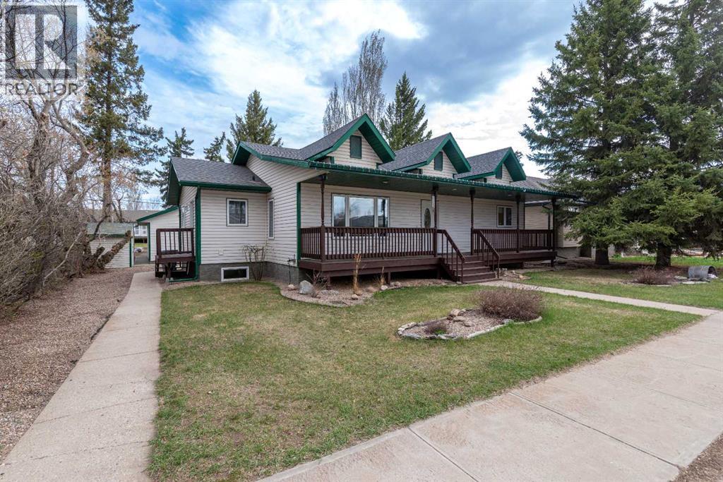 212 2 Avenue E - Image 31