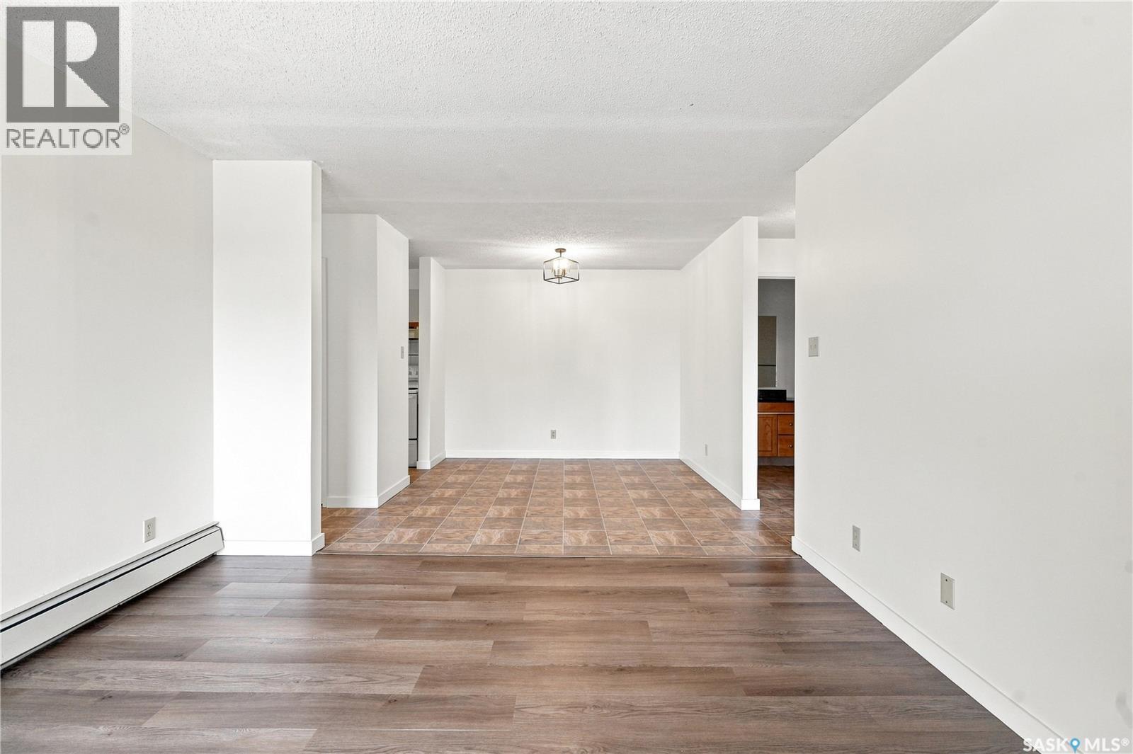 #302 345 Kingsmere BOULEVARD - 11