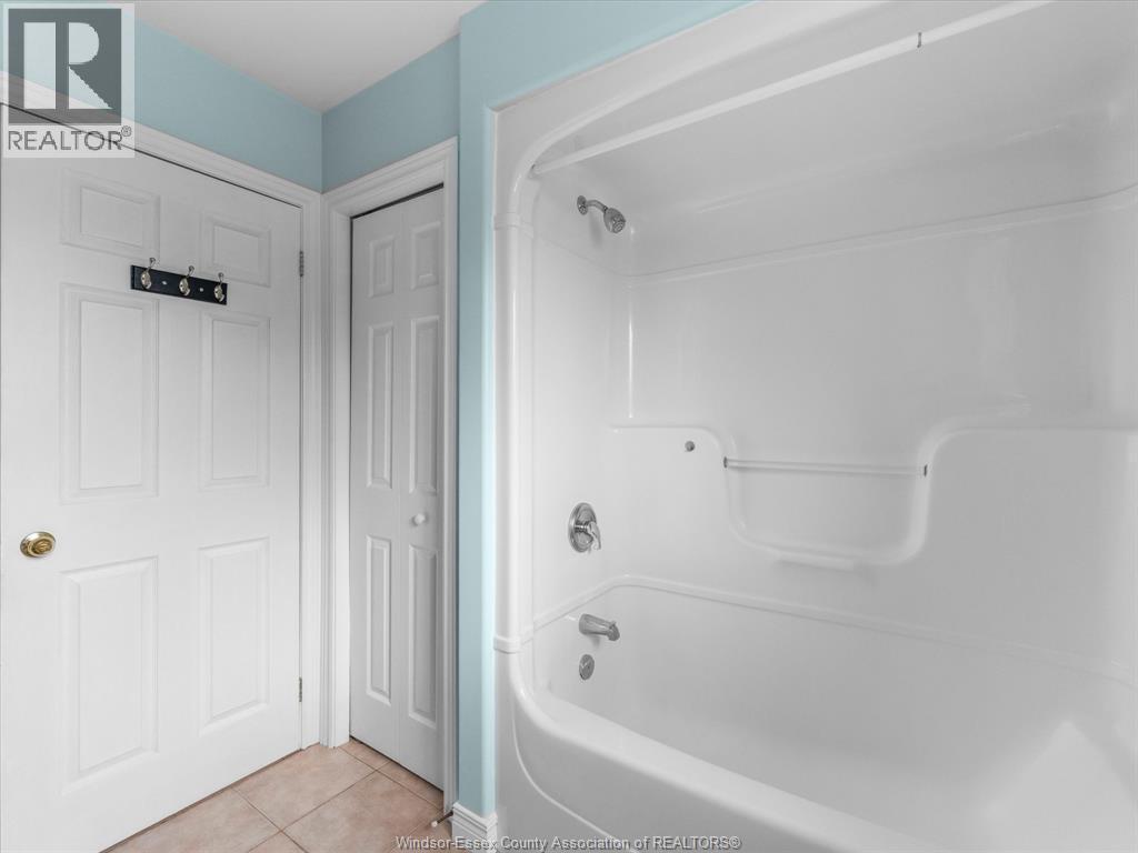 294 Erieview DRIVE - Image 13