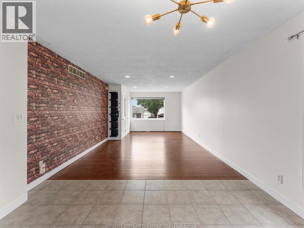 294 Erieview DRIVE - 3