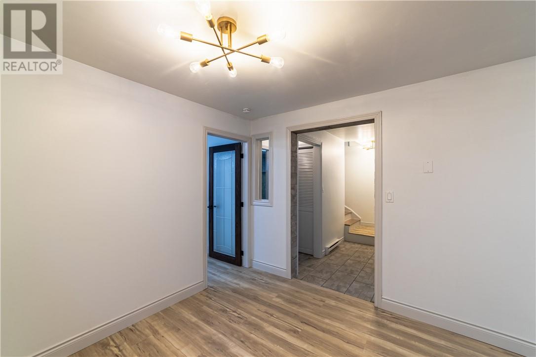 150 Walford Road - Image 36