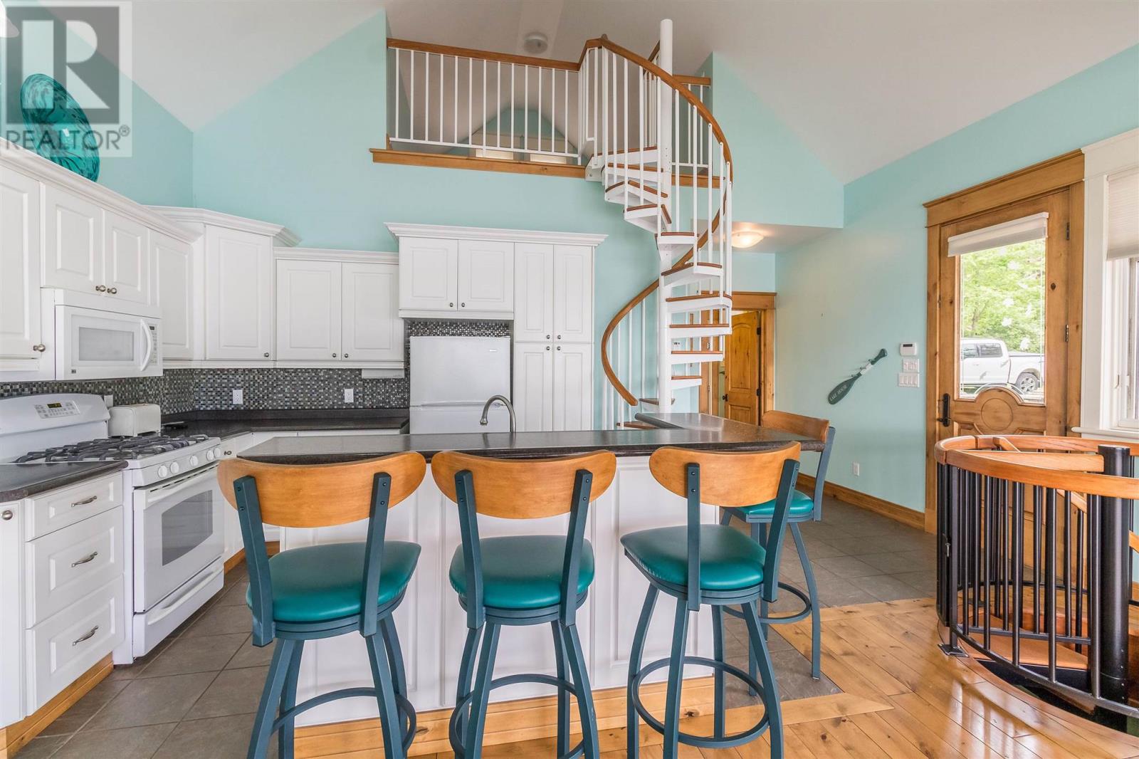400 McCarrel Lake RD - 10