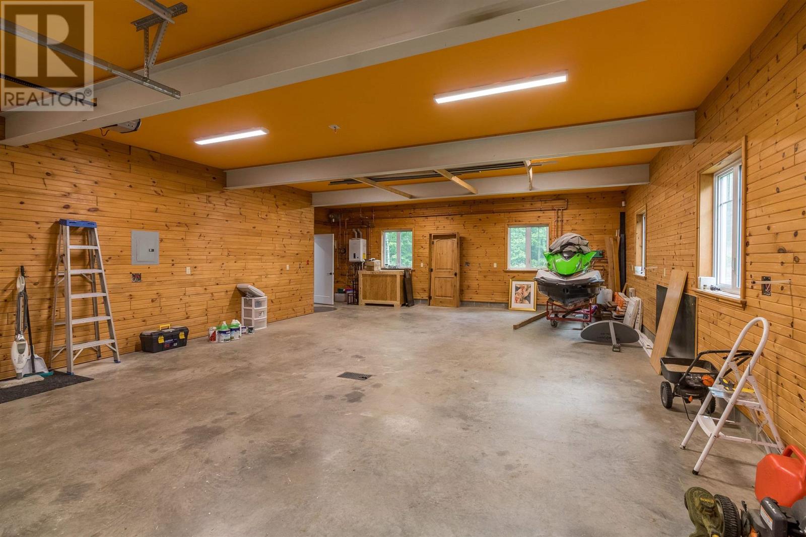 400 McCarrel Lake RD - 43