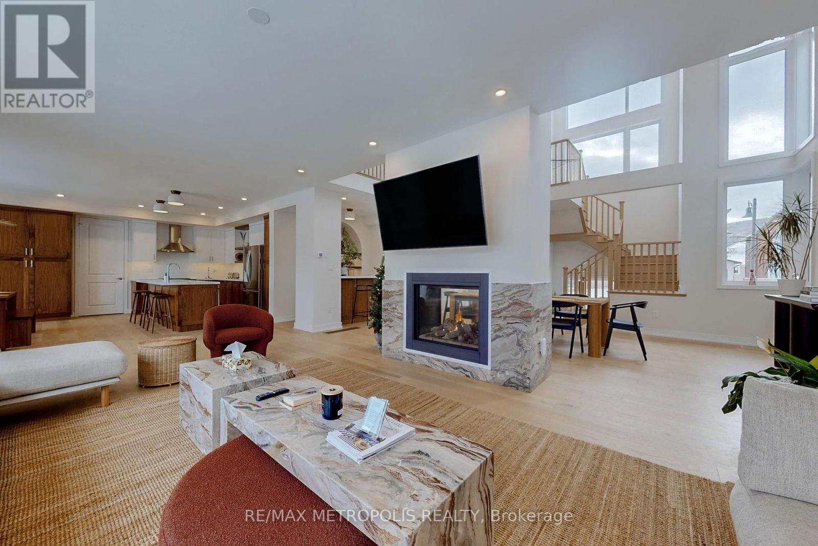 104 STONELEIGH DRIVE - 6