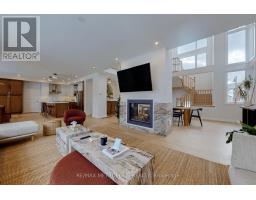 Pantry - 104 Stoneleigh Drive, Blue Mountains, ON L9Y0V1 Photo 6
