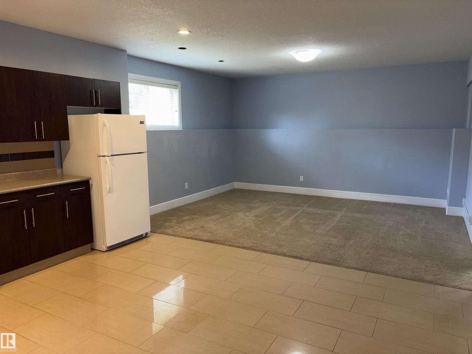 1452 36A AV NW - 53
