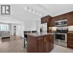 4pc Bathroom - 137 Houlahan Street, Dieppe, NB E1A4X6 Photo 6