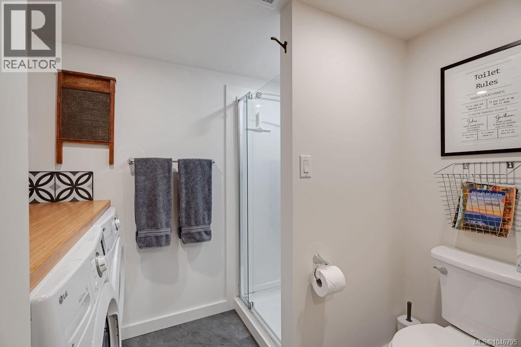417 White St - 51