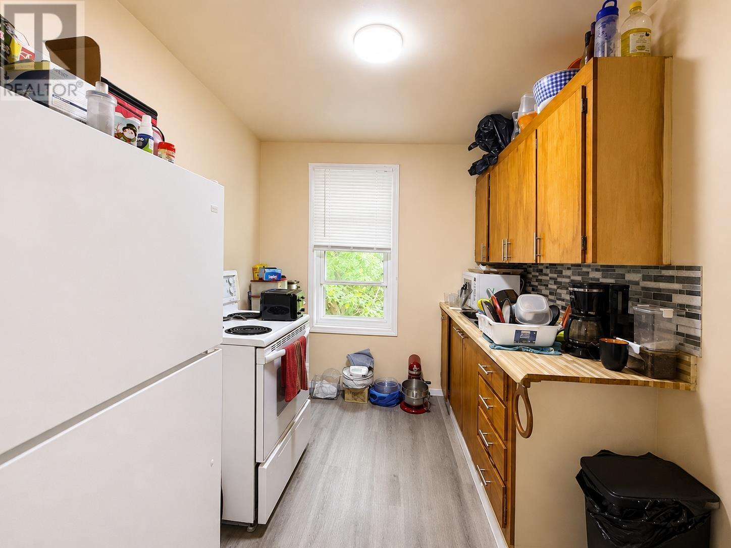 345 Syndicate AVE N - 14