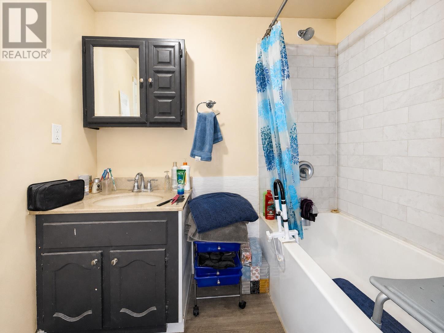 345 Syndicate AVE N - Image 16