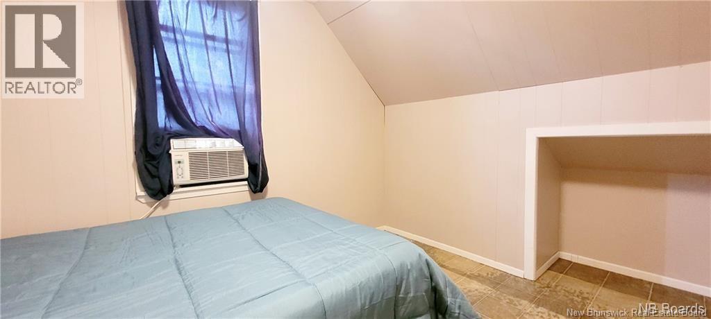 42 Pond Street - 18
