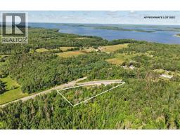 Living room - 8553 Route 10, Cumberland Bay, NB E4A3A1 Photo 7