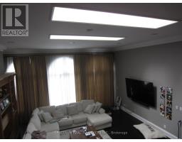135 Hayhoe Avenue, Vaughan, ON L4L1S5 Photo 15