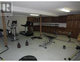 135 Hayhoe Avenue, Vaughan, ON L4L1S5 Photo 22