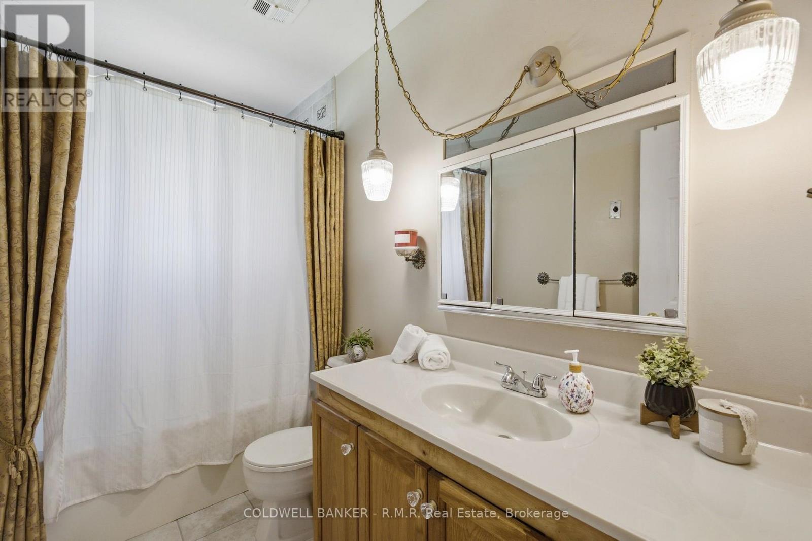 3 COLEMAN CRESCENT - 26