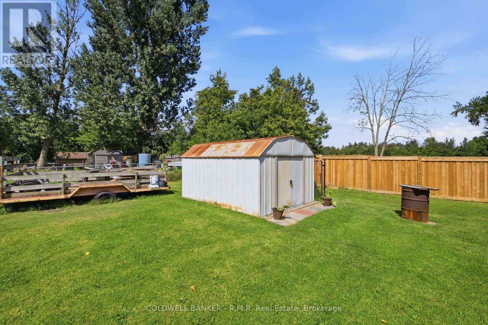 3 COLEMAN CRESCENT - 38