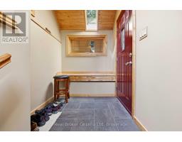 Bedroom - 574 Mallory Beach Road, South Bruce Peninsula, ON N0H2T0 Photo 9