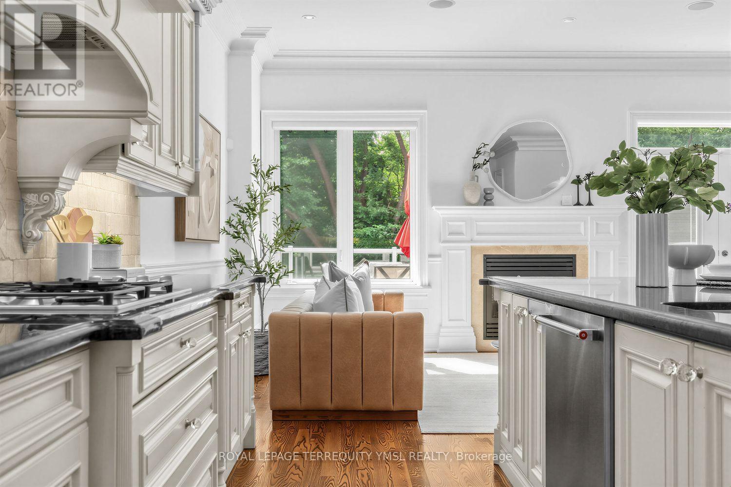 399 FAIRLAWN AVENUE - 22