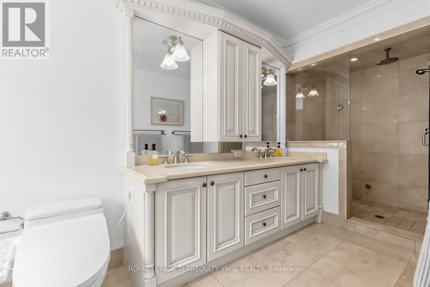 399 FAIRLAWN AVENUE - 31