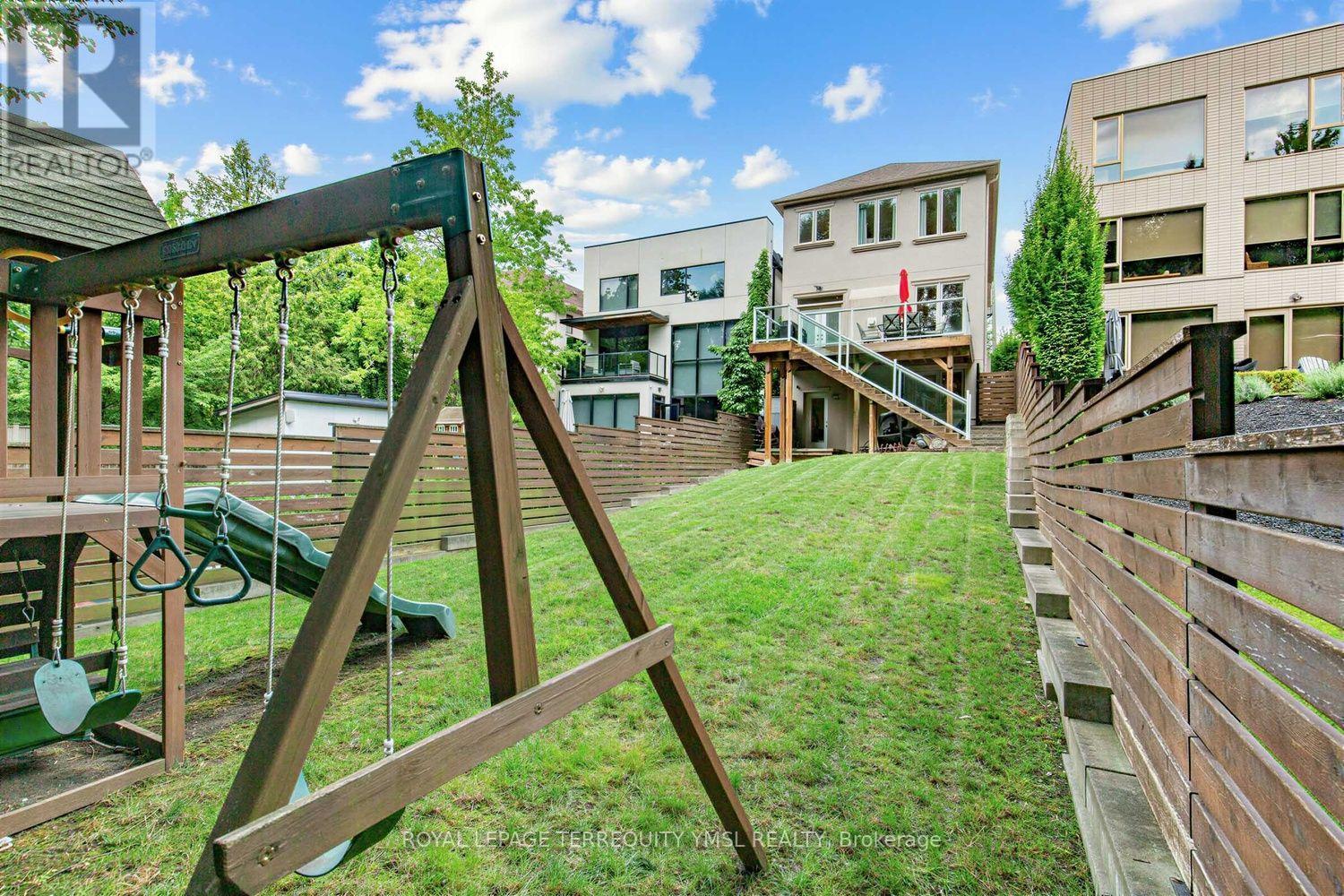 399 FAIRLAWN AVENUE - 48