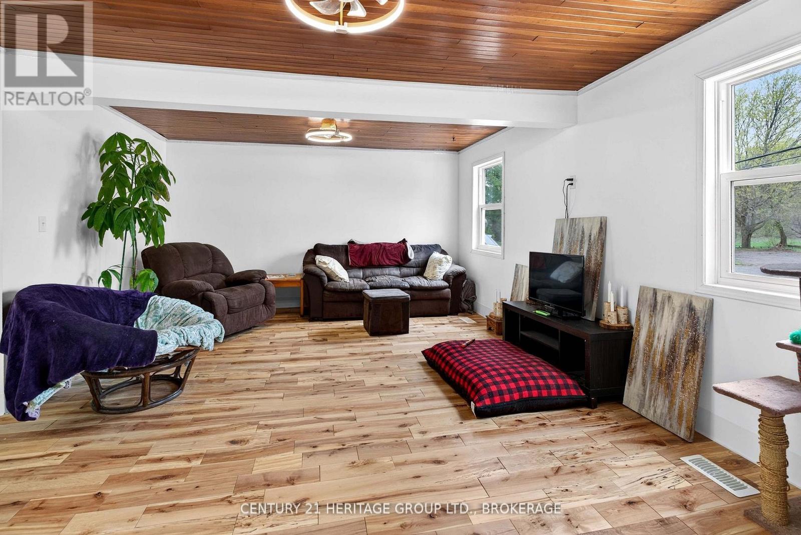 5886 WILMER ROAD - Image 13