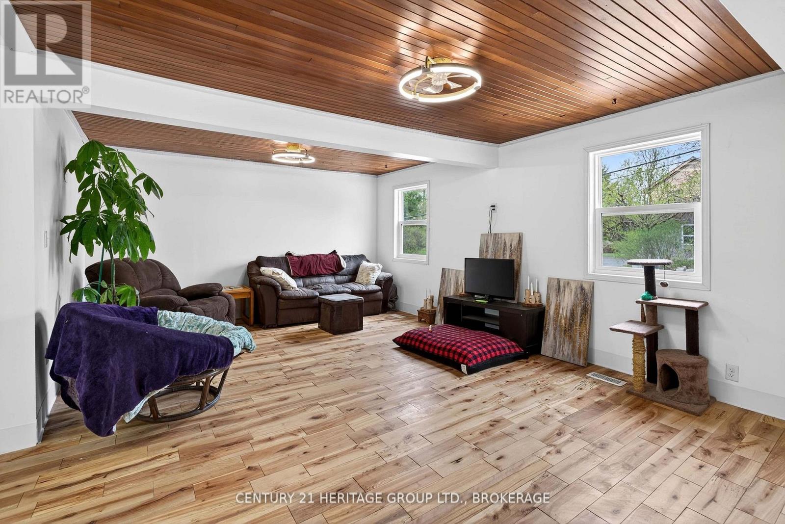 5886 WILMER ROAD - Image 8