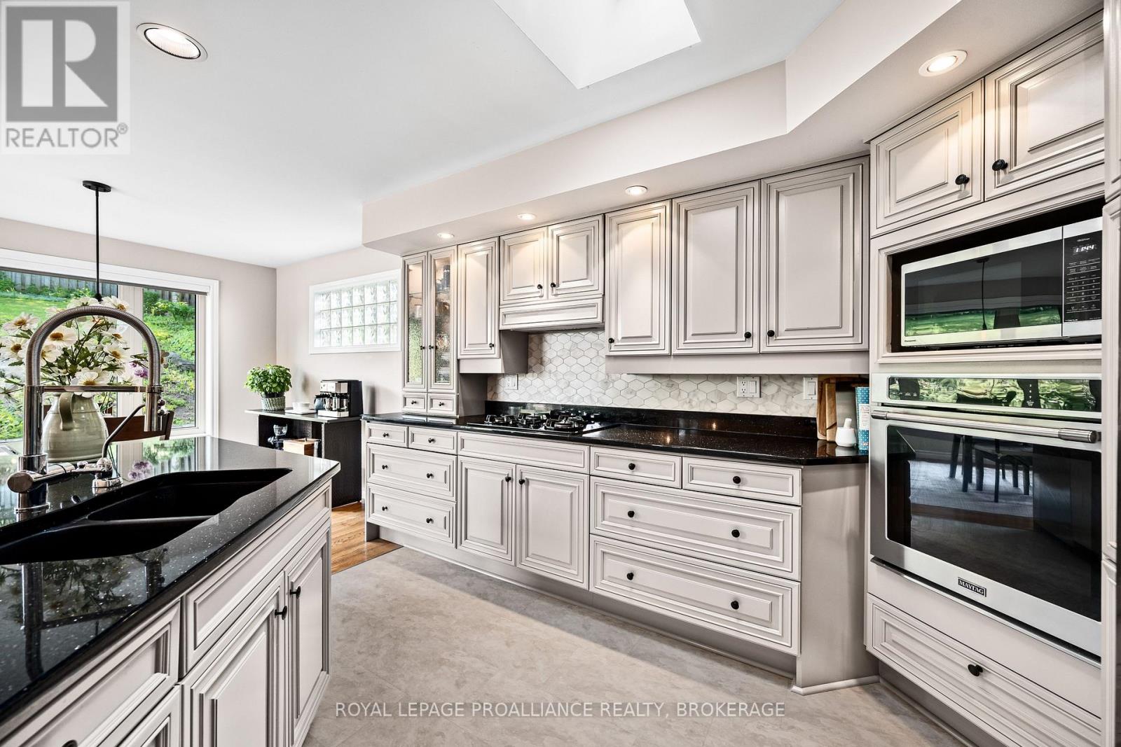 26 KENWOODS CIRCLE - Image 16