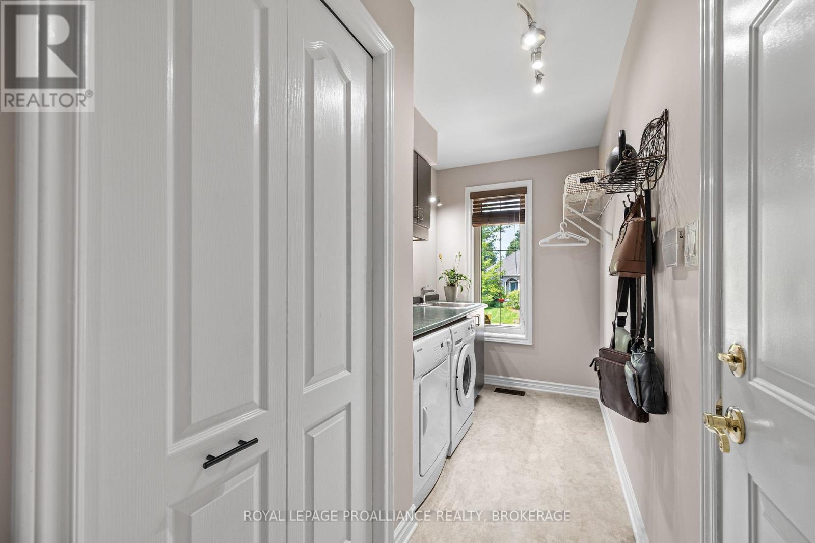 26 KENWOODS CIRCLE - Image 19