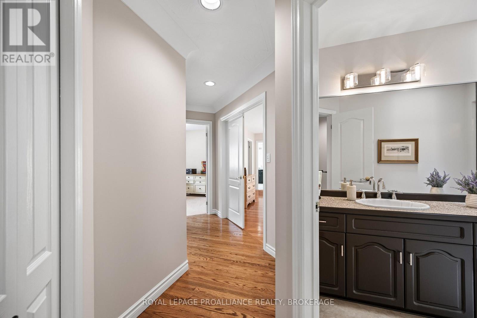 26 KENWOODS CIRCLE - Image 20